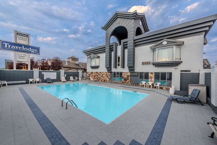 Pool 6 of 40