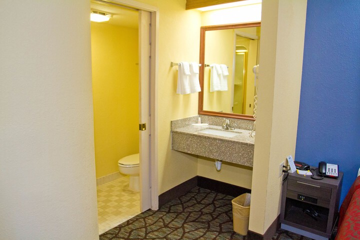 Room 21 of 26