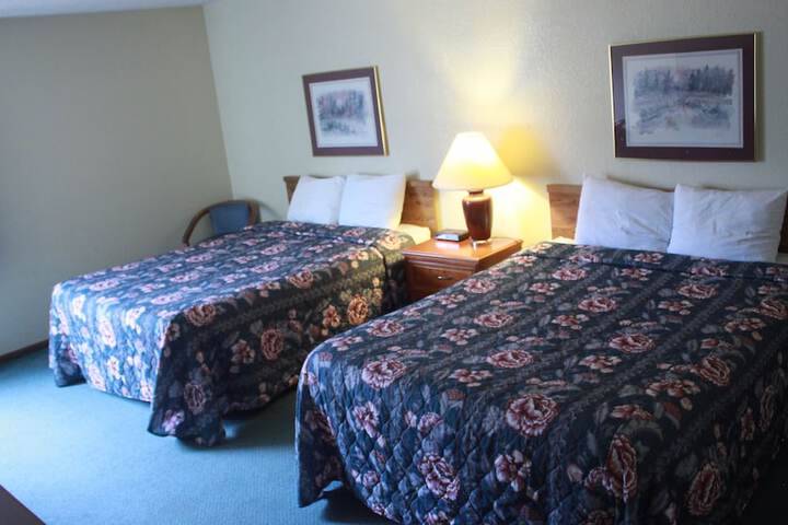 Shawano Four Seasons Hotel