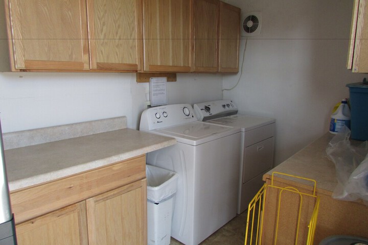 Douglas Inn & Suites