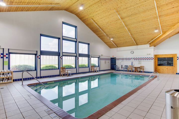 Pool 4 of 32