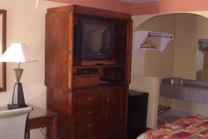 RELAX INN PAULS VALLEY
