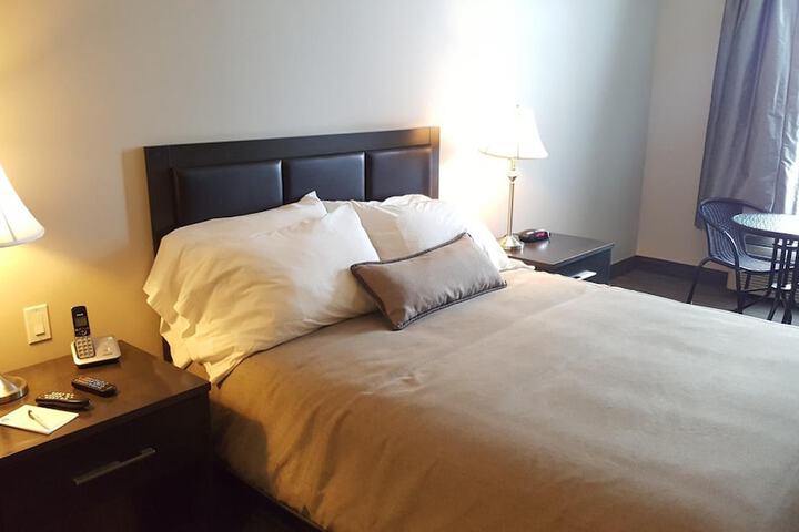 Room 13 of 48