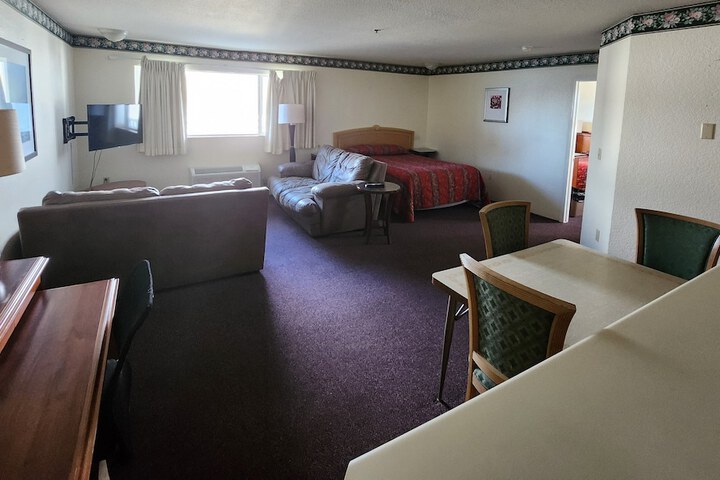 Room 31 of 40