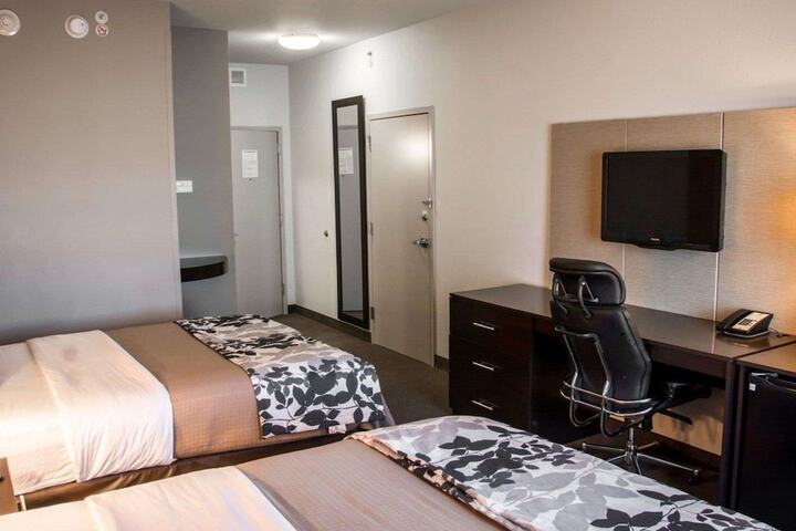 Room 22 of 39