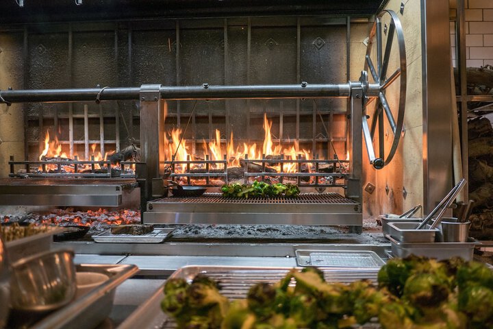 Dining 60 of 86