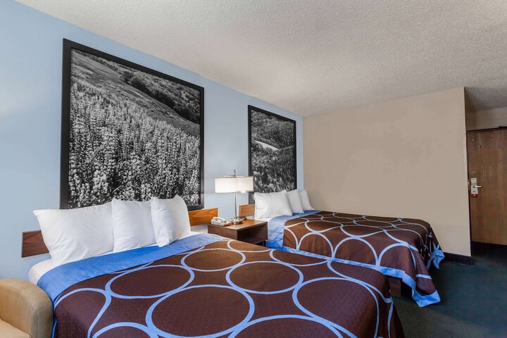 Room 26 of 32