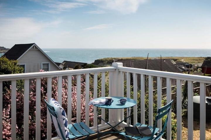 Inns of Mendocino
