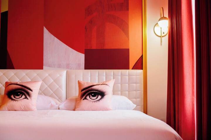 Room 25 of 78