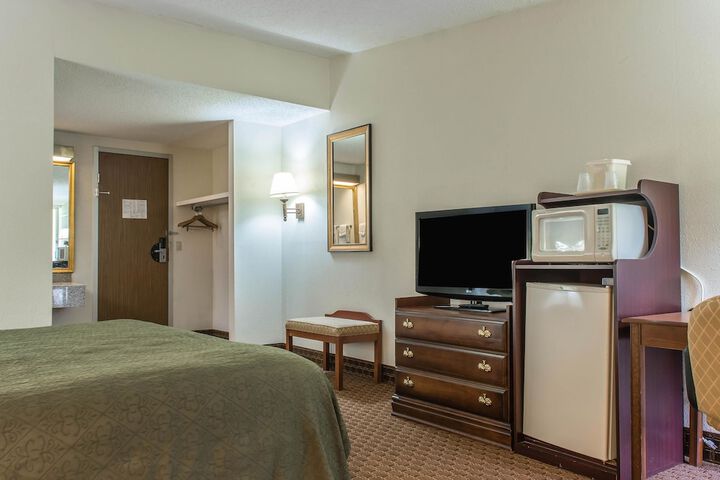 Room 29 of 43