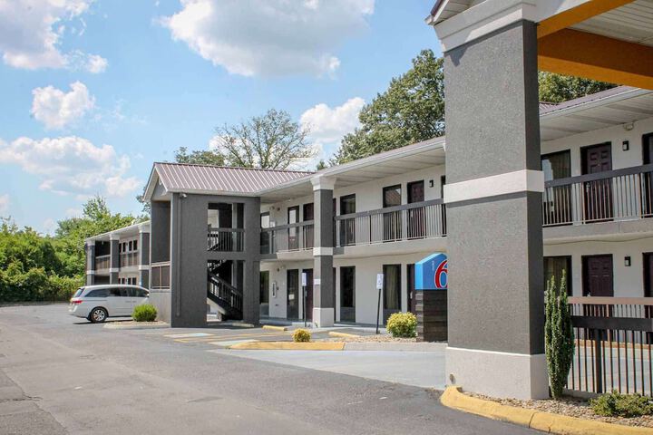 Hotel 3 of 36