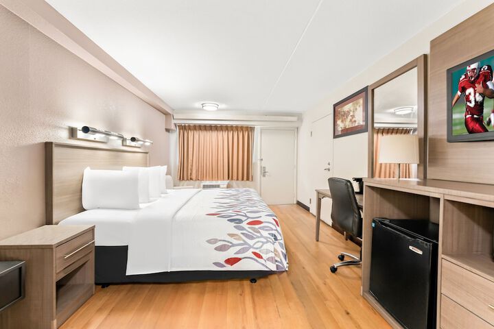 Room 12 of 24