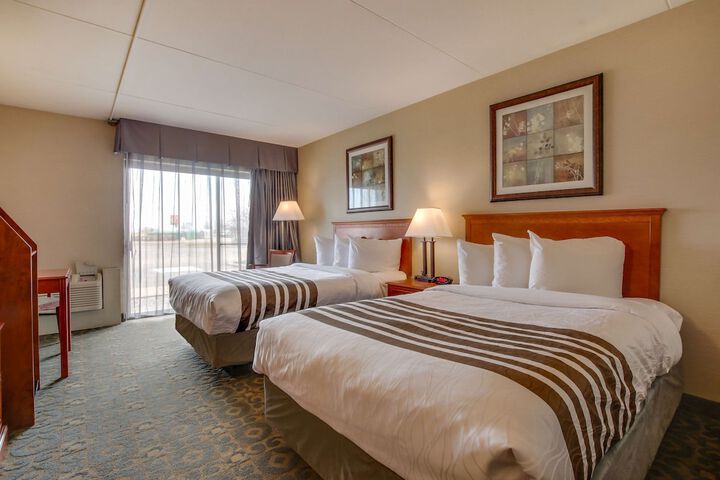 Room 34 of 118