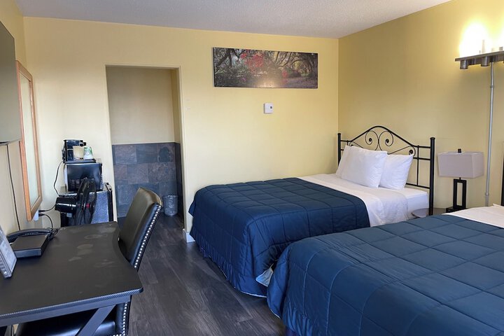 Room 10 of 45