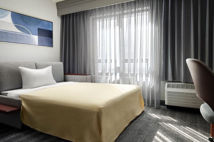 Room 19 of 61
