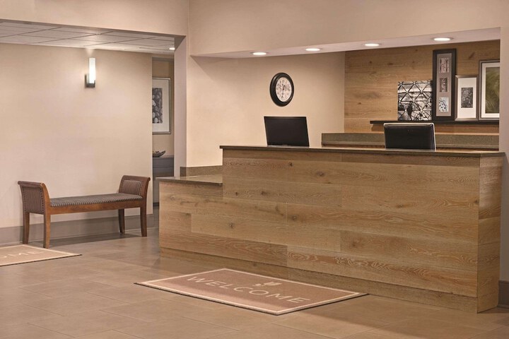 Hotel Interior 10 of 40