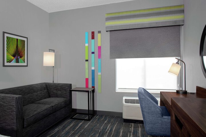 Room 14 of 23
