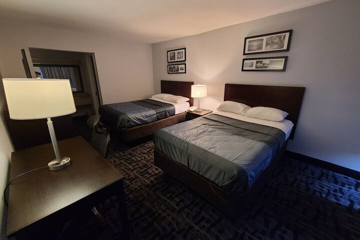 Room 16 of 30