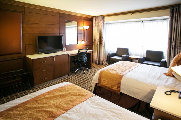 Room 15 of 84