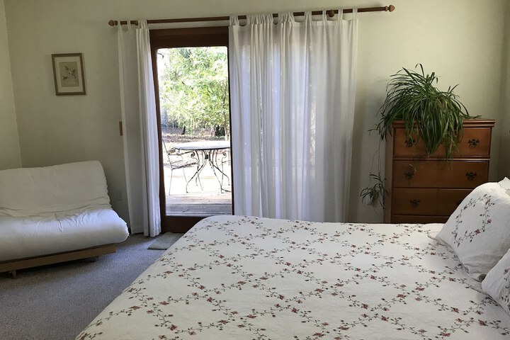 Room 11 of 74