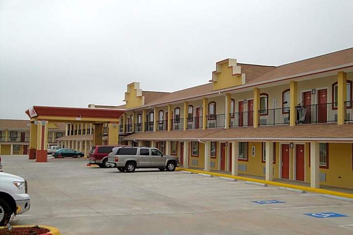 Sands Inn & Suites