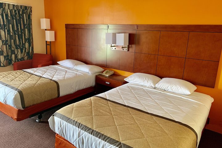 Room 17 of 24