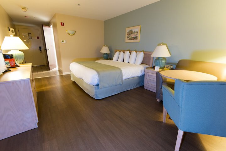 Room 10 of 51