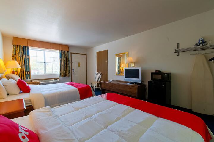 Room 34 of 111