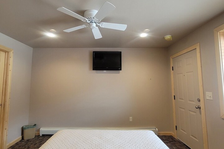 Room 9 of 41