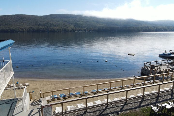 Lakefront Terrace Resort