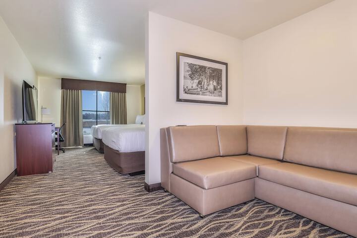 Cobblestone Hotel & Suites - Monte Vista