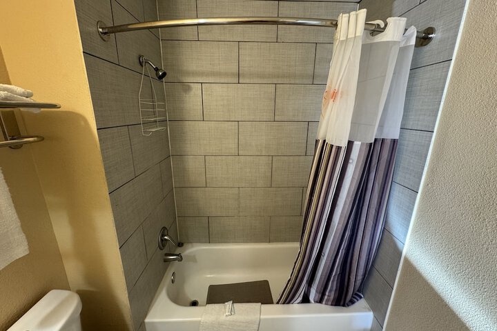 Room 15 of 15