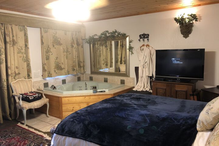 Echo Canyon Spa Resort (Adults Only)