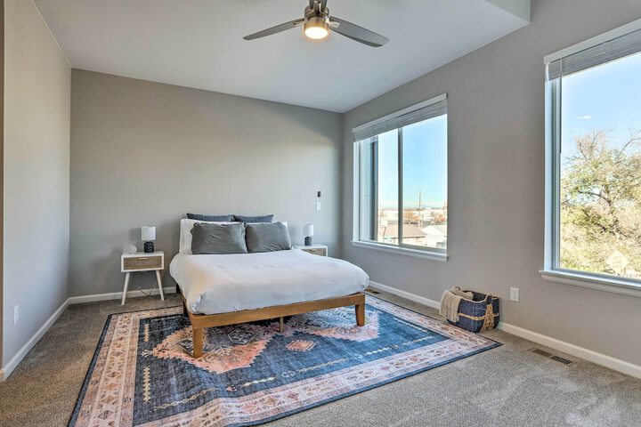 Cozy Abode w / Patio 7 Mi to Dtwn Denver