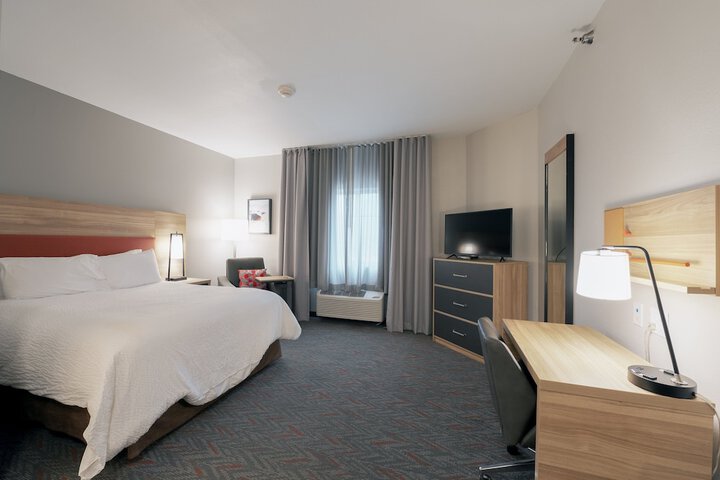 Candlewood Suites Merrillville by IHG