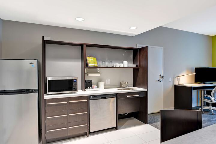 Room 30 of 41