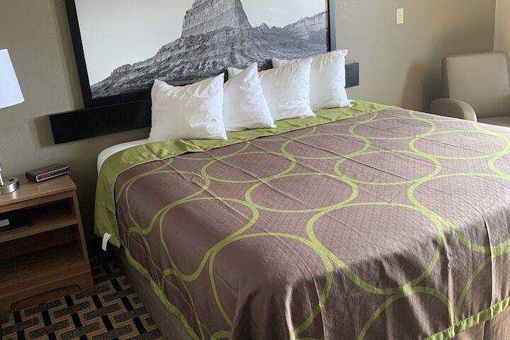 Room 22 of 60