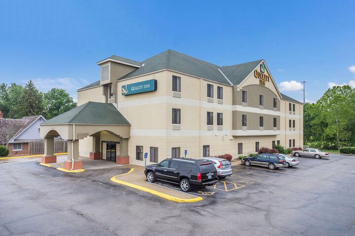 Hotel 2 of 44