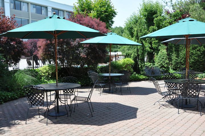 Holiday Inn & Suites Parsippany Fairfield by IHG