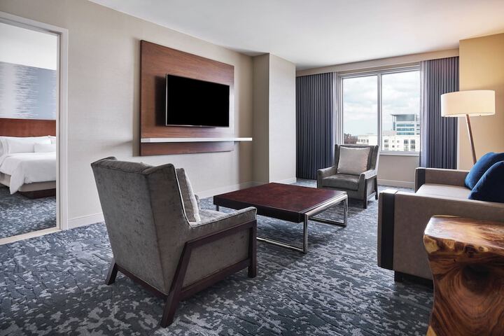 Room 7 of 25