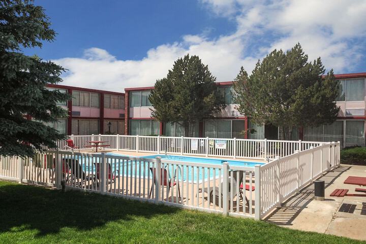 Pool 5 of 38