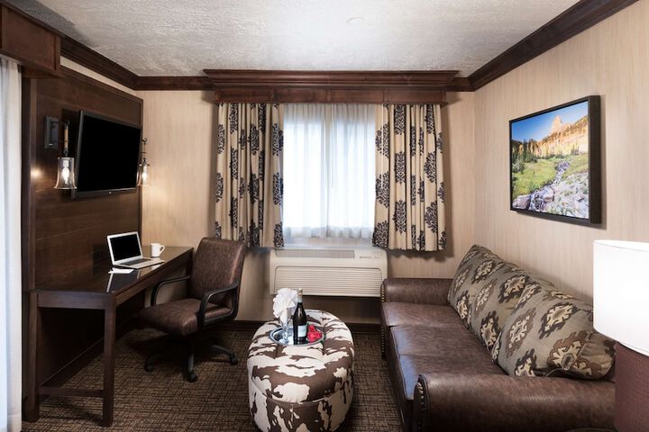 Best Western Plus Flathead Lake Inn & Suites