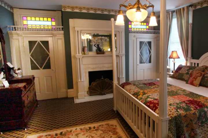 Vandiver Inn
