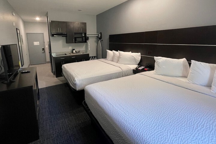 Room 51 of 59
