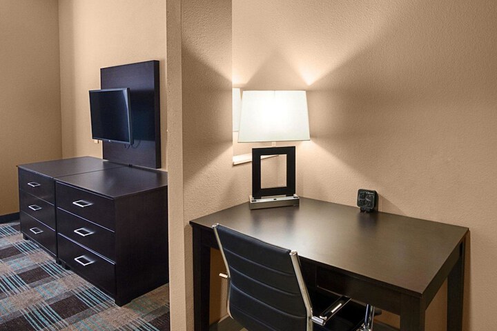 Room 87 of 105