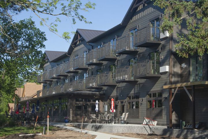 Hotel 9 of 146