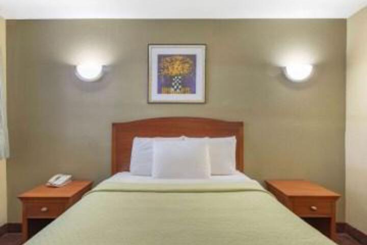 Travelodge Elmsford
