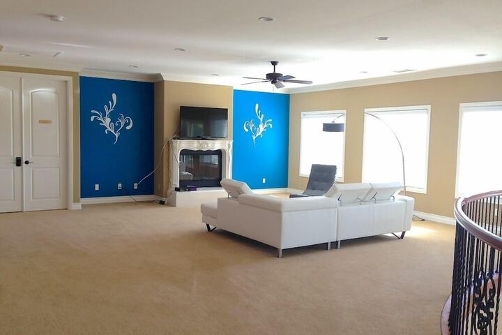 Room 40 of 82