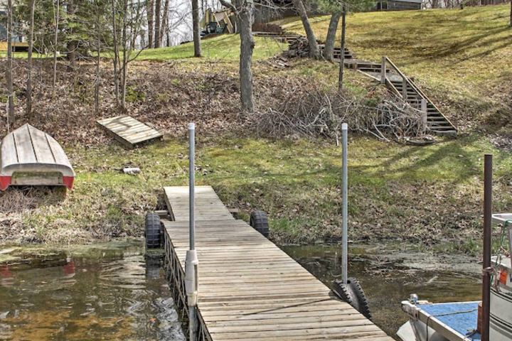 Cozy Balsam Lake Home: Deck Private Dock + Kayaks