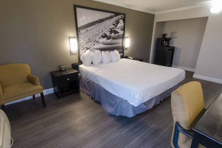 Super 8 by Wyndham Santa Cruz Beach